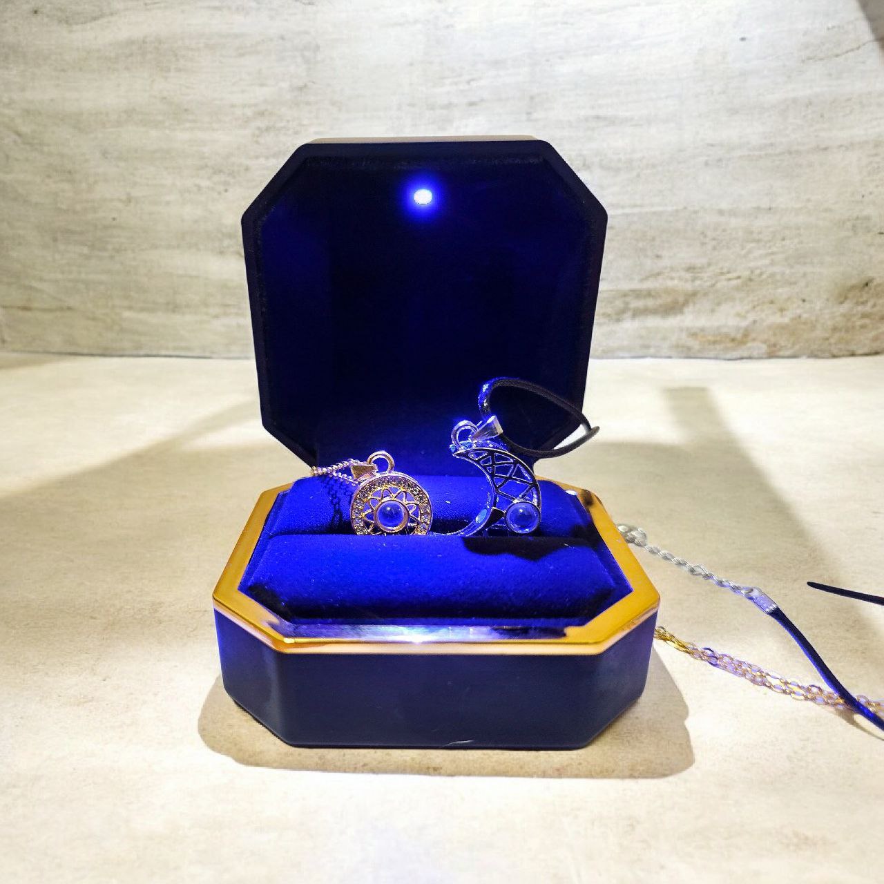 שרשרת ירח ושמש לזוג